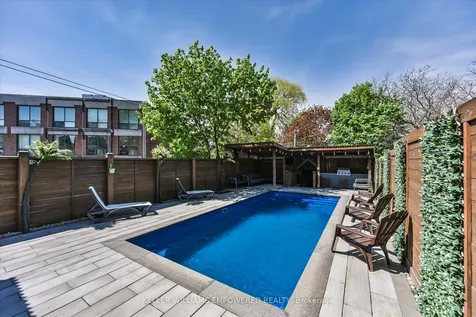 316 Shaw Street Toronto ON M6J 2X2