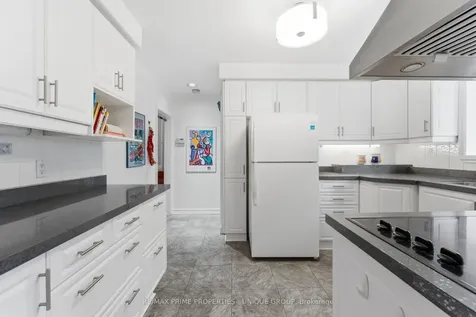 229 Park Home Avenue Toronto ON M2R 1A1