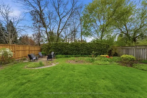 229 Park Home Avenue Toronto ON M2R 1A1