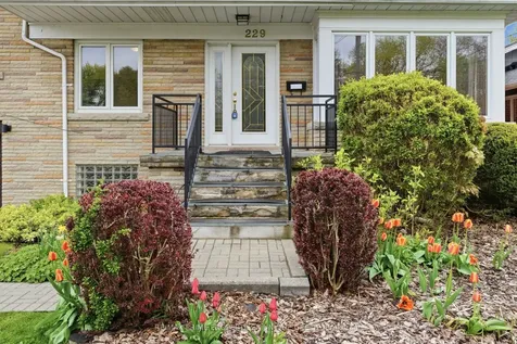 229 Park Home Avenue Toronto ON M2R 1A1