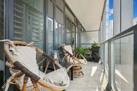 105 George Street Toronto ON M5A 0L4