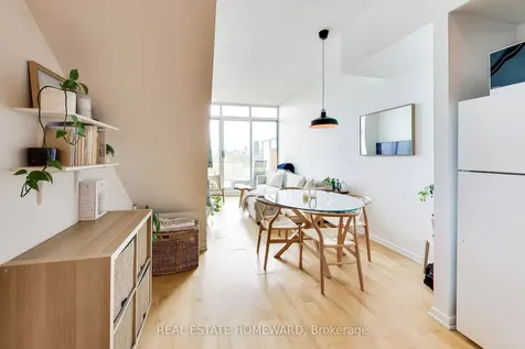 388 Richmond Street W Toronto ON M5V 3P1