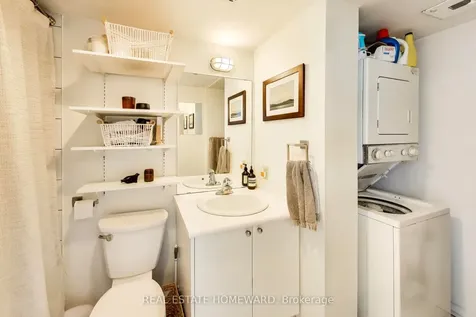 388 Richmond Street W Toronto ON M5V 3P1