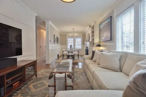 452 Davisville Avenue Toronto ON M4S 1H8