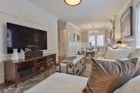 452 Davisville Avenue Toronto ON M4S 1H8