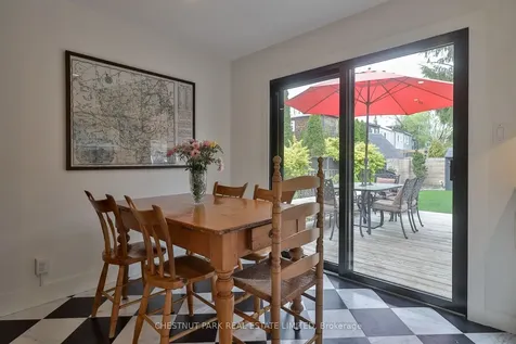 452 Davisville Avenue Toronto ON M4S 1H8