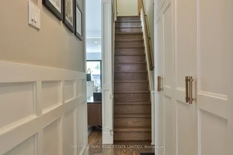 452 Davisville Avenue Toronto ON M4S 1H8