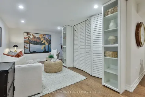 452 Davisville Avenue Toronto ON M4S 1H8