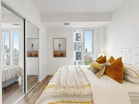 130 River Street Toronto ON M5A 0R8