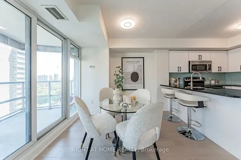 2181 Yonge Street Toronto ON M4S 2B1