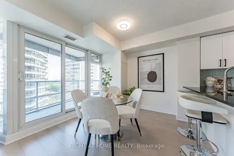 2181 Yonge Street Toronto ON M4S 2B1