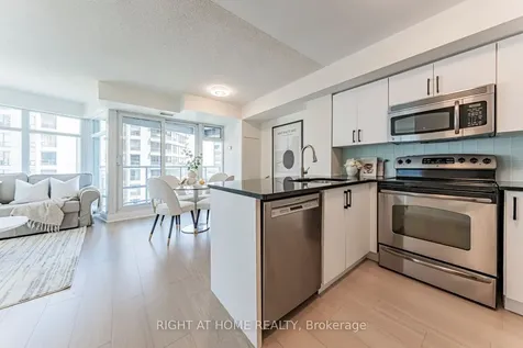 2181 Yonge Street Toronto ON M4S 2B1