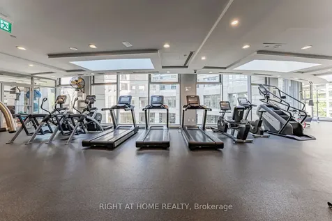 2181 Yonge Street Toronto ON M4S 2B1
