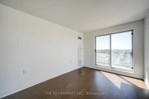 21 Hillcrest Avenue Toronto ON M2N 7K2