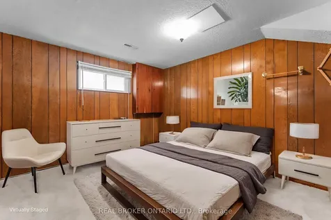 111 Madawaska Avenue Toronto ON M2M 2R5