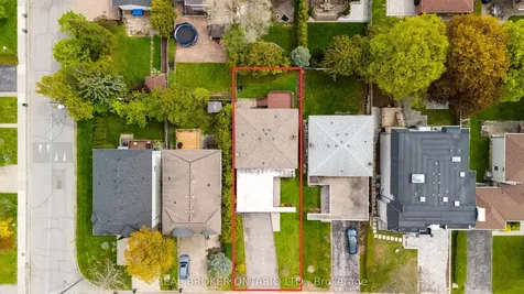 111 Madawaska Avenue Toronto ON M2M 2R5