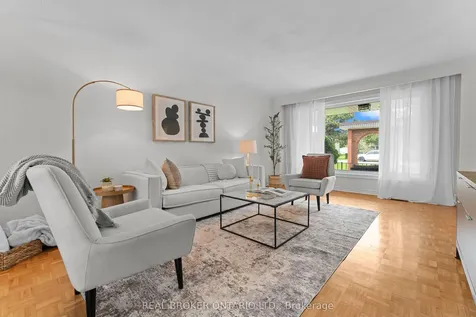 111 Madawaska Avenue Toronto ON M2M 2R5