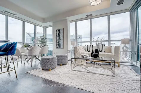 9 Bogert Avenue Toronto ON M2N 0H3