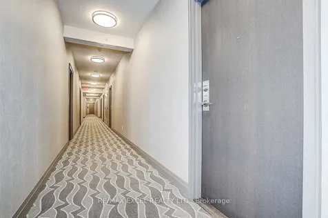9 Bogert Avenue Toronto ON M2N 0H3