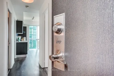 9 Bogert Avenue Toronto ON M2N 0H3