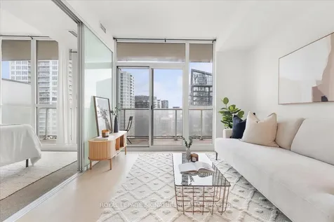 75 Queens Wharf Road Toronto ON M5V 0J8
