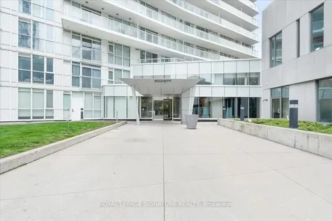 75 Queens Wharf Road Toronto ON M5V 0J8