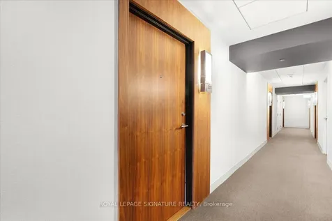 75 Queens Wharf Road Toronto ON M5V 0J8