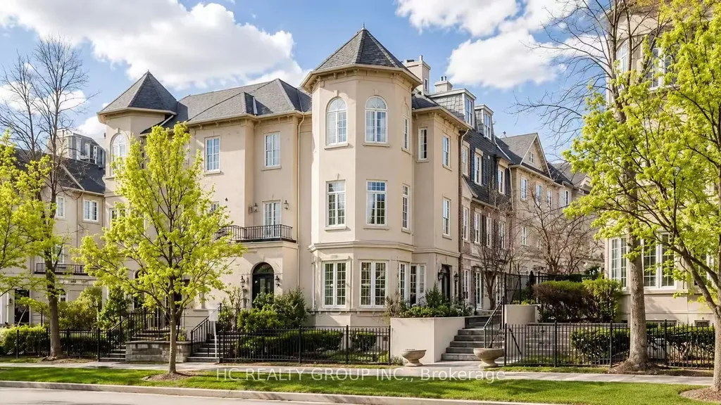 11 Everson Drive Toronto ON M2N 7B9