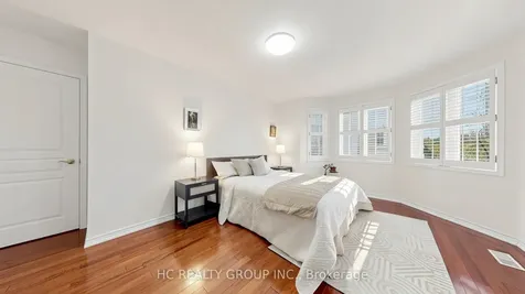 11 Everson Drive Toronto ON M2N 7B9