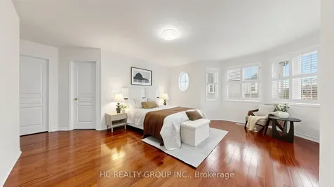 11 Everson Drive Toronto ON M2N 7B9