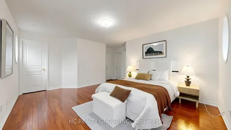 11 Everson Drive Toronto ON M2N 7B9