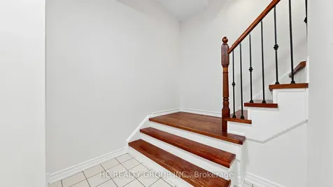 11 Everson Drive Toronto ON M2N 7B9