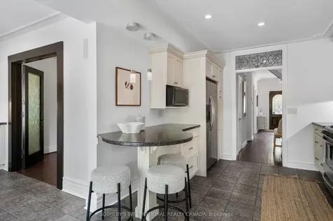 34 Belsize Drive Toronto ON M4S 1L4
