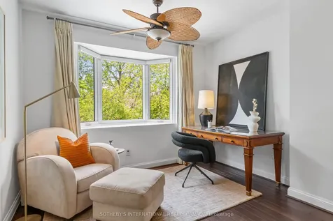 34 Belsize Drive Toronto ON M4S 1L4