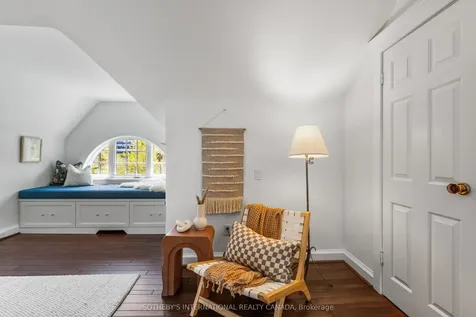 34 Belsize Drive Toronto ON M4S 1L4