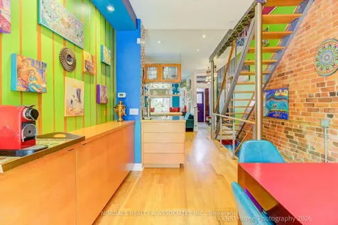 170 Howland Avenue Toronto ON M5R 3B6