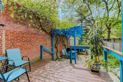 170 Howland Avenue Toronto ON M5R 3B6
