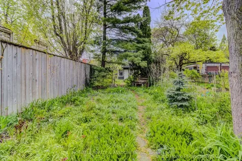 170 Howland Avenue Toronto ON M5R 3B6
