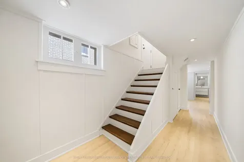 61 Sutherland Drive Toronto ON M4G 1H5