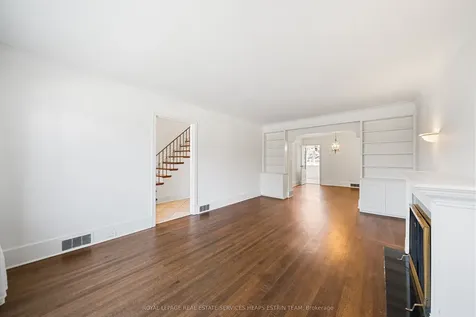 61 Sutherland Drive Toronto ON M4G 1H5