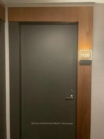 38 Cameron Street Toronto ON M5T 0C3