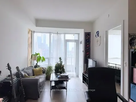 38 Cameron Street Toronto ON M5T 0C3