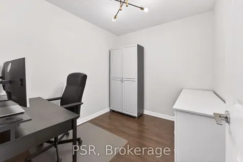 4978 Yonge Street N Toronto ON M2N 7G8
