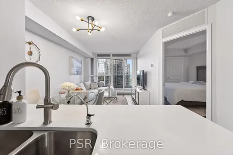 4978 Yonge Street N Toronto ON M2N 7G8