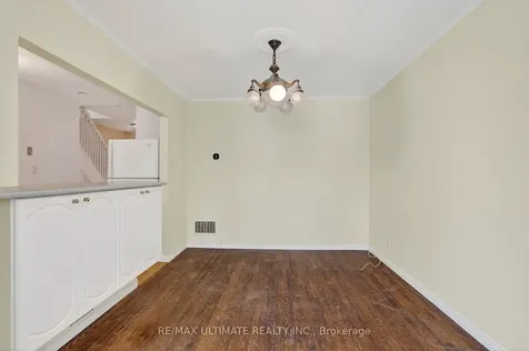 387 Keewatin Avenue Toronto ON M4P 2A4