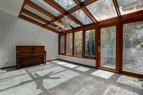 387 Keewatin Avenue Toronto ON M4P 2A4
