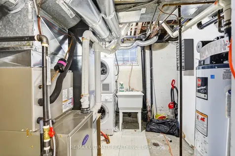 387 Keewatin Avenue Toronto ON M4P 2A4