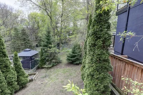 387 Keewatin Avenue Toronto ON M4P 2A4