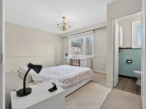 30 Foxwarren Drive Toronto ON M2K 1L3