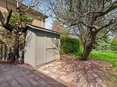 30 Foxwarren Drive Toronto ON M2K 1L3